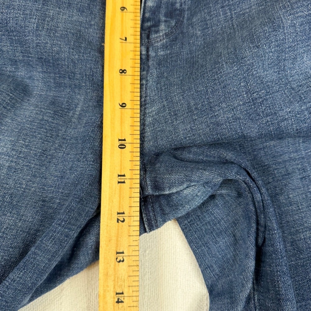Classic Dark Blue Women's Jeans - Comfortable Everyday Fit - Picture 7 of 8